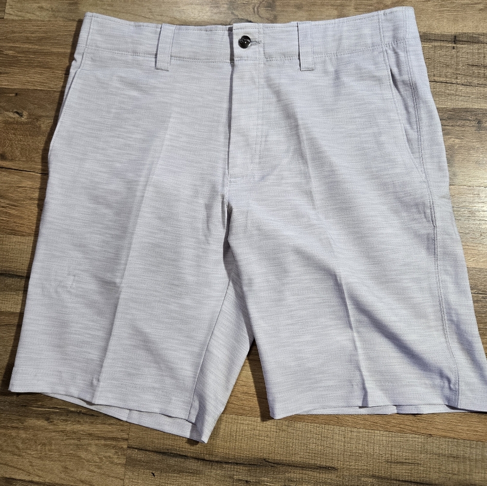 Callaway Men's Flat Front Shorts - Light Gray